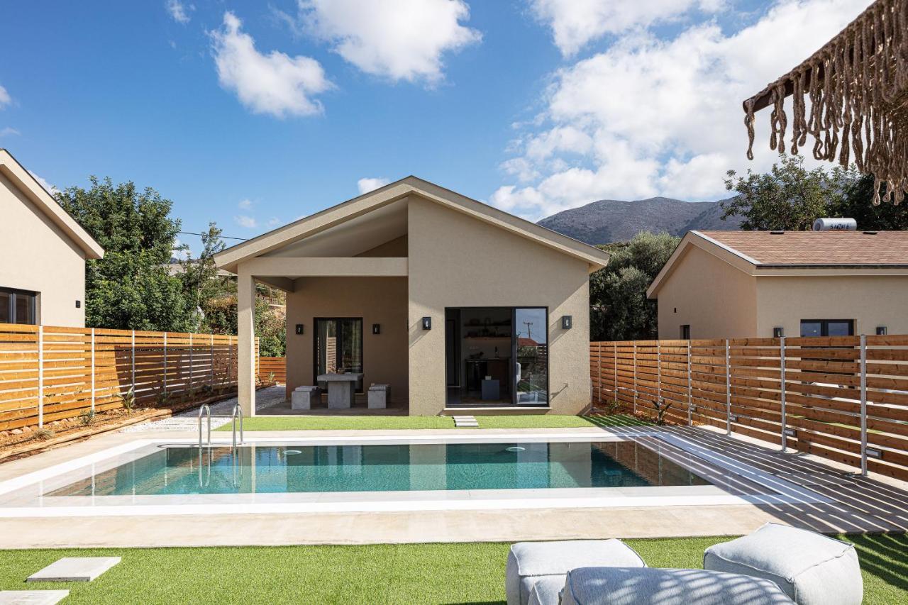 Carob Villas, An Eco-Friendly Hideaway シッシ エクステリア 写真