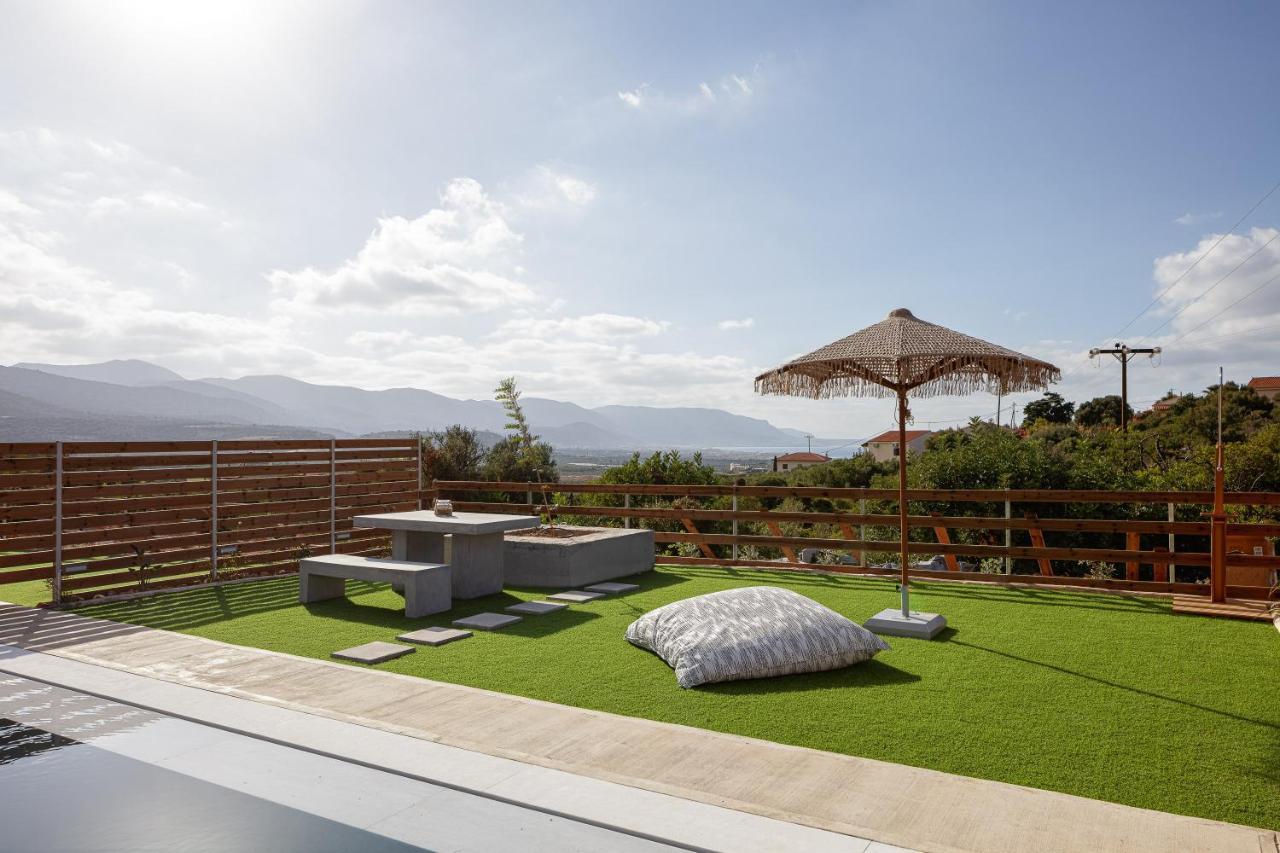 Carob Villas, An Eco-Friendly Hideaway シッシ エクステリア 写真