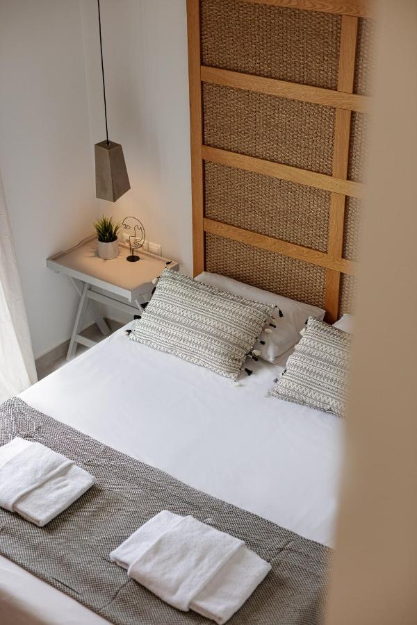 Carob Villas, An Eco-Friendly Hideaway シッシ エクステリア 写真
