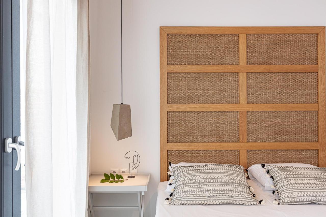Carob Villas, An Eco-Friendly Hideaway シッシ エクステリア 写真